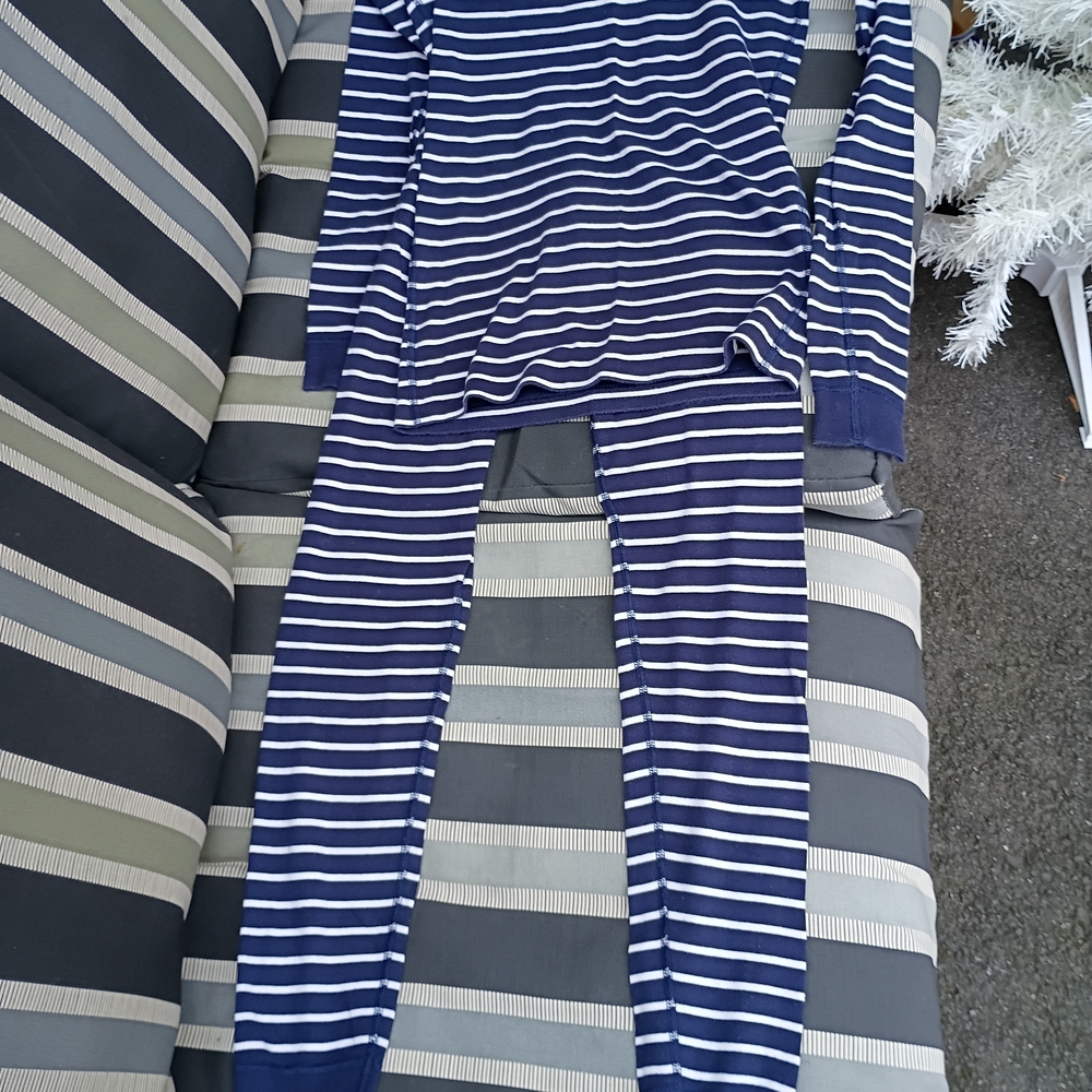 Hanna Andersson Navy and White Striped Pajamas Set. 100% organic cotton.